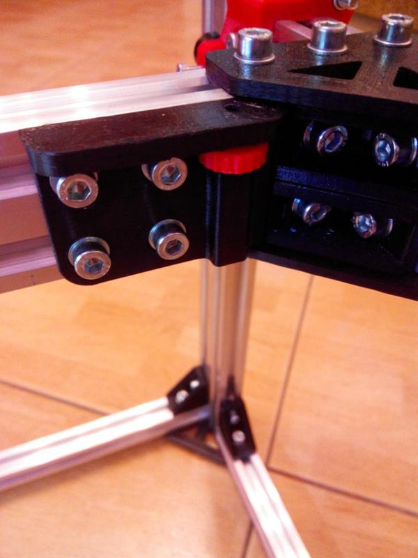 Re-D-Bot, D-Bot adjustable bed holders