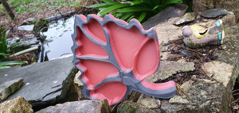 Autumn leaf (decorative or aperitif dish)