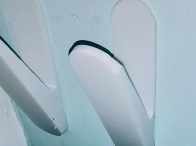 Command strip mountable shoe hook