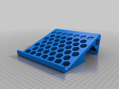 Macbook Pro 15" Laptop Stand with Honeycomb Voids