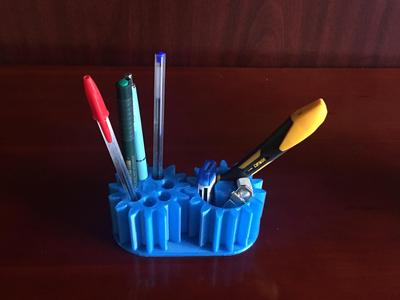Gear Pen Holder