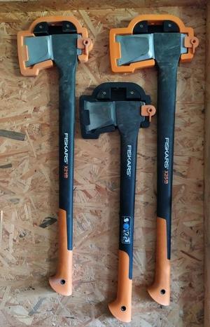Fiskars ax holder
