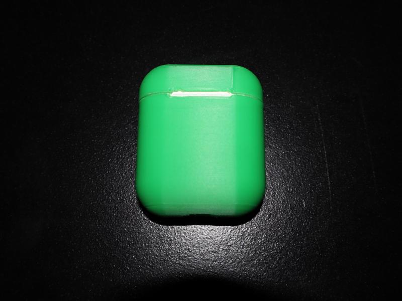 Simple airpods case