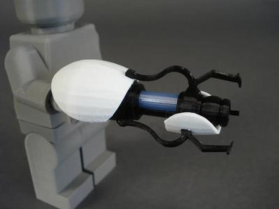 Portal gun keychain   
