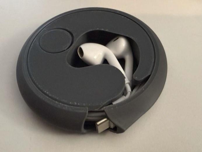 Earbud winder 125% XY axis