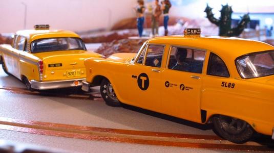 WackelDackel_Chassis for 1/43 CheckerTaxi