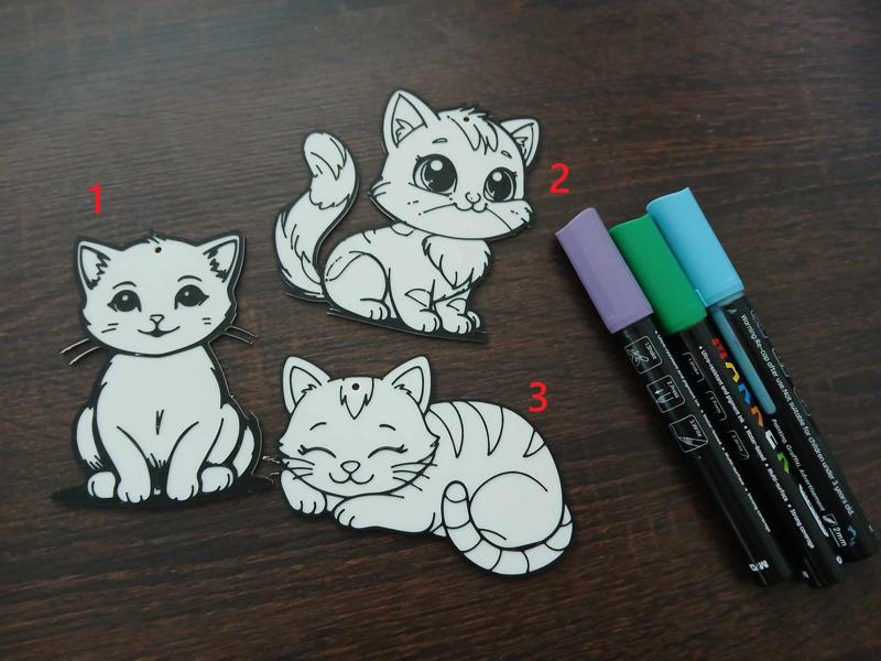 Coloring cats