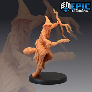 Green Hag Flying / Classic Witch