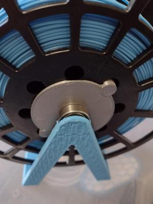 3d max spool hub.  it should sit onto any cradle.  