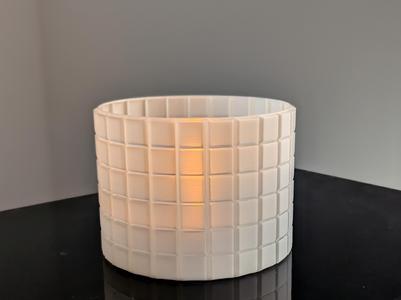 Square pattern tealight holder