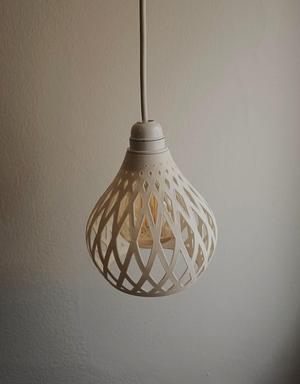 EcoLuz - Sustainable 3D-Printed Lamp with Modern Design