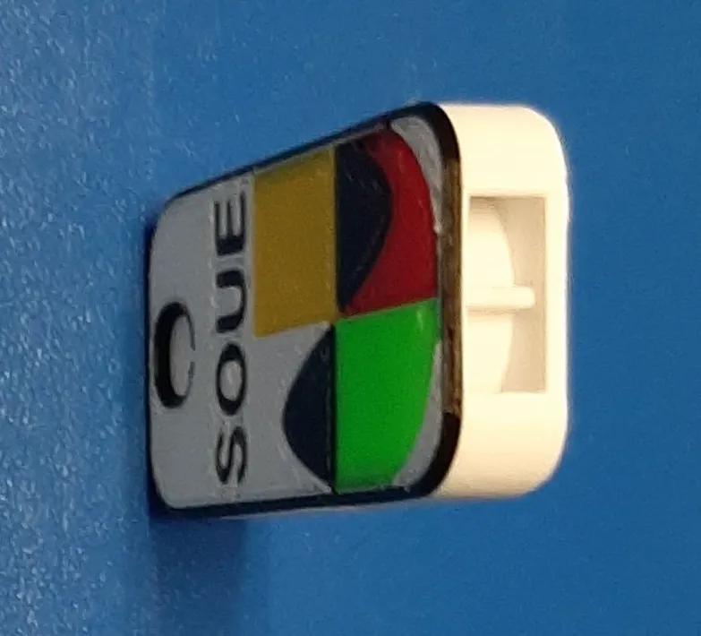 Píšťalka a klíčenka   