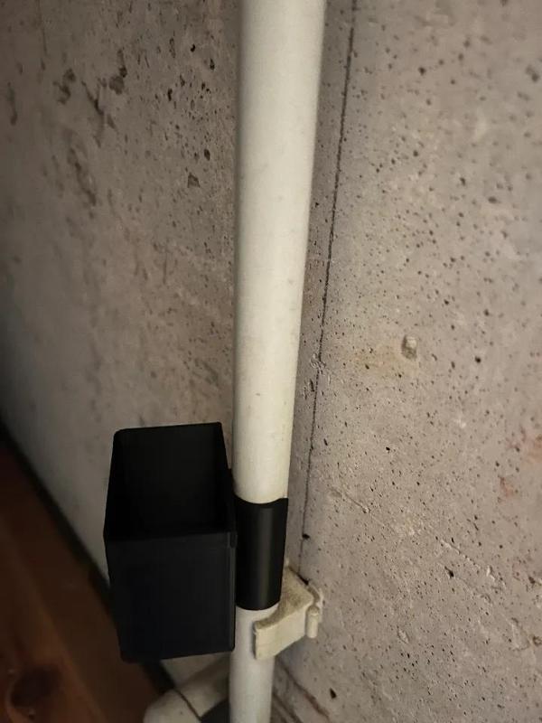 Halter für Reifendruckmessgerät (oder andere Kleinigkeiten)   