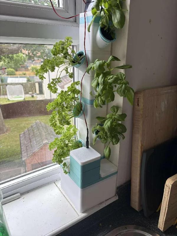 Smart Hydroponic Tower   
