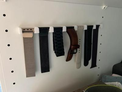 Apple Watch Band Holder in size 7   