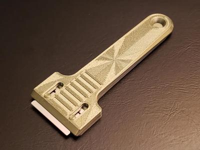 Retractable double-edge razor blade scraper   