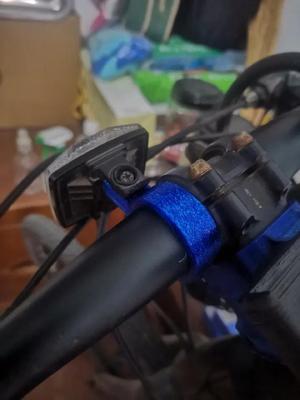 Broken Front Reflective Light Quick Fix (Giant Escape Bike)   