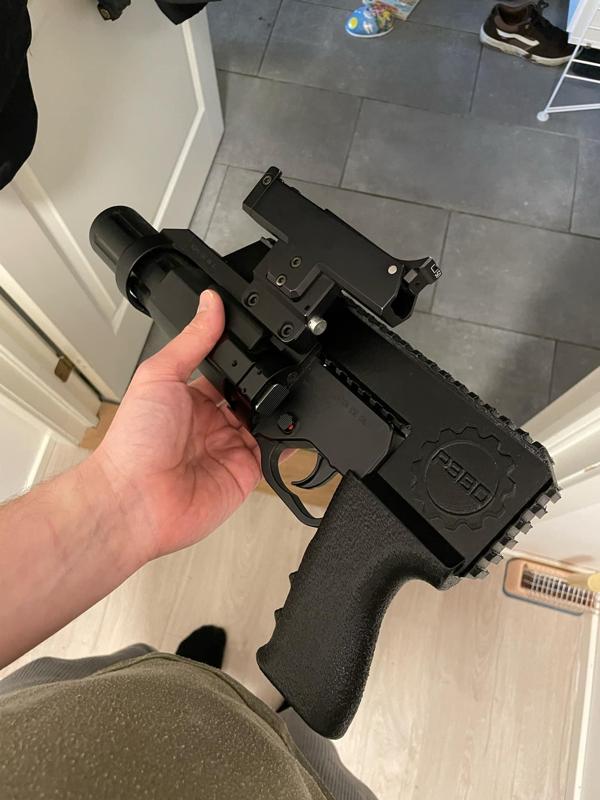 Taginn launcher pistol grip standalone