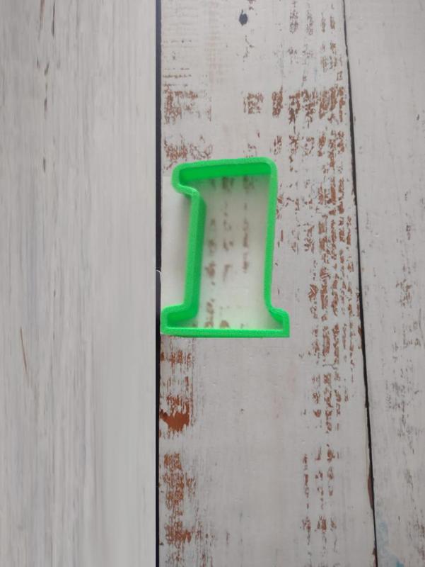 Cookie Silhouette Cutter in 8cm NRO 1