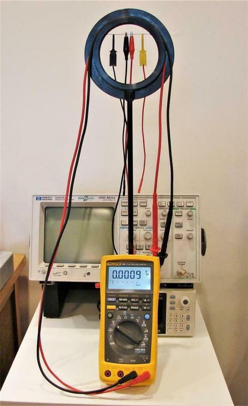 Desk-Use Stand & Upright Lead Holder for FLUKE 189 & 87-IV Portable Meters