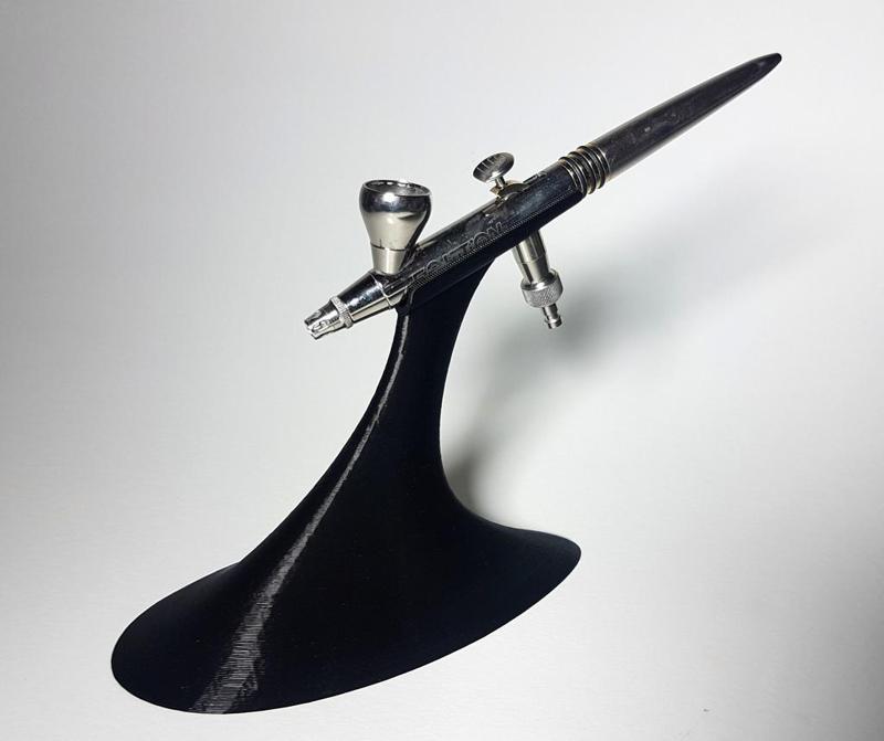 Airbrush stand for Harder & Steenbeck Evolution