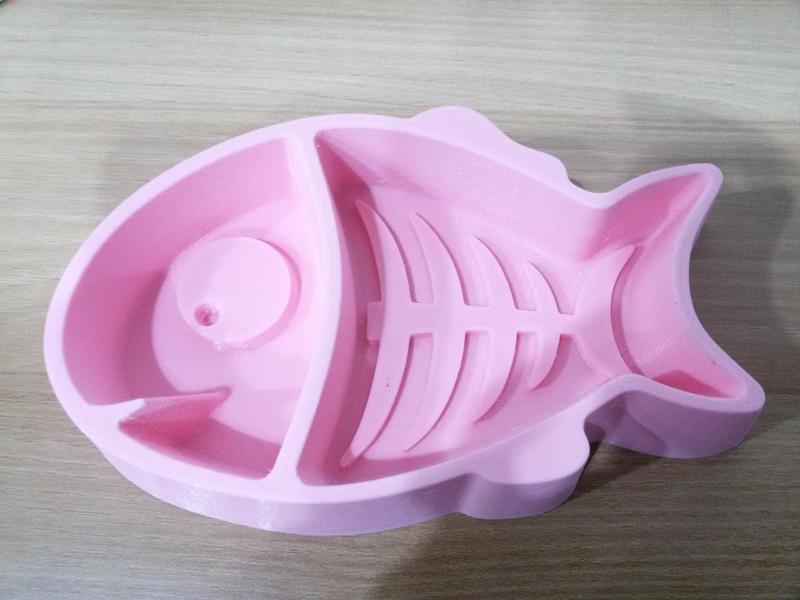 Cat Bowl for Kitten (with fishbone)