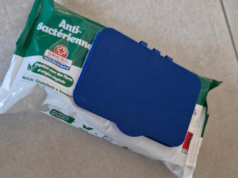 disposable wipe lid