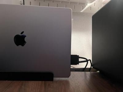 Ugreen double USB c dock for Macbook Pro