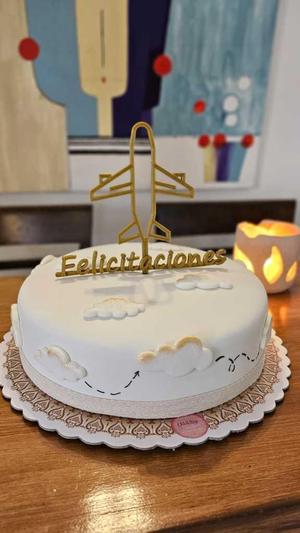 cake topper