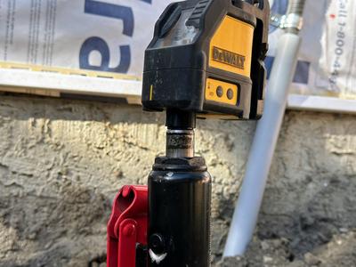 Jack-Stand to 1/4-20 UNC Adapter for Laser Levels