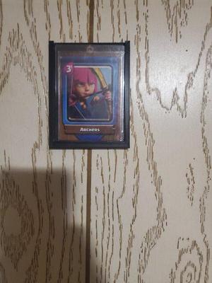 trading card holder (wall mount)