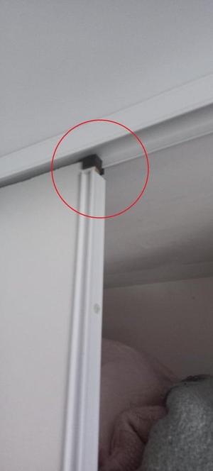 closet door / porte de placard