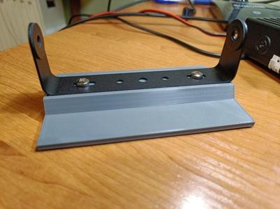  Radio base that use the car mount