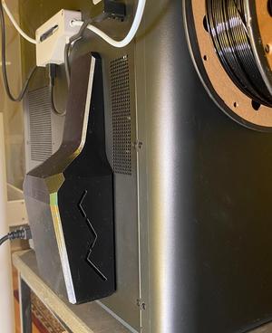 A trash can for collecting poop for P1S