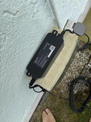 Water protection for an outside charger of lawnmower robot