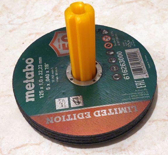 Stand for 115 and 125 mm grinding discs