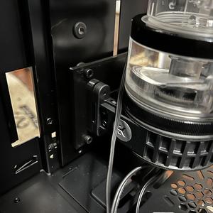 EKWB D5 Revo to SSD mount