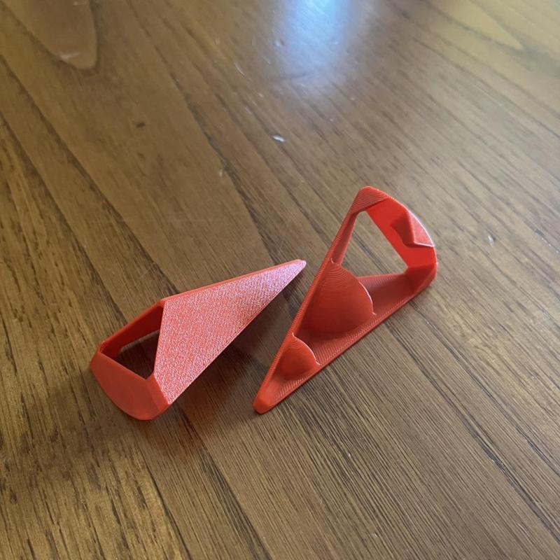 Towel stopper - light - for sand beach