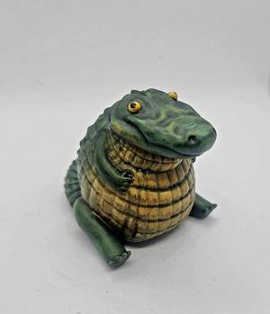 Chubby/fat crocodile