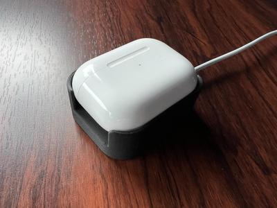 Compact Apple Watch and Airpods Charger