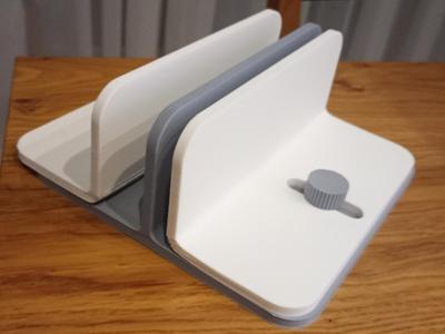 Adjustable dualslot laptop & tablet stand