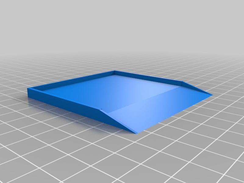 Insect feeding dish with ramp 