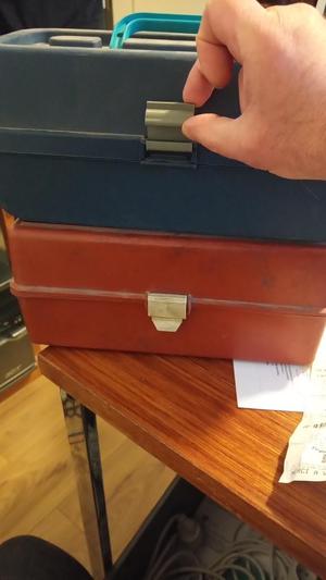 Fermeture boite à peche