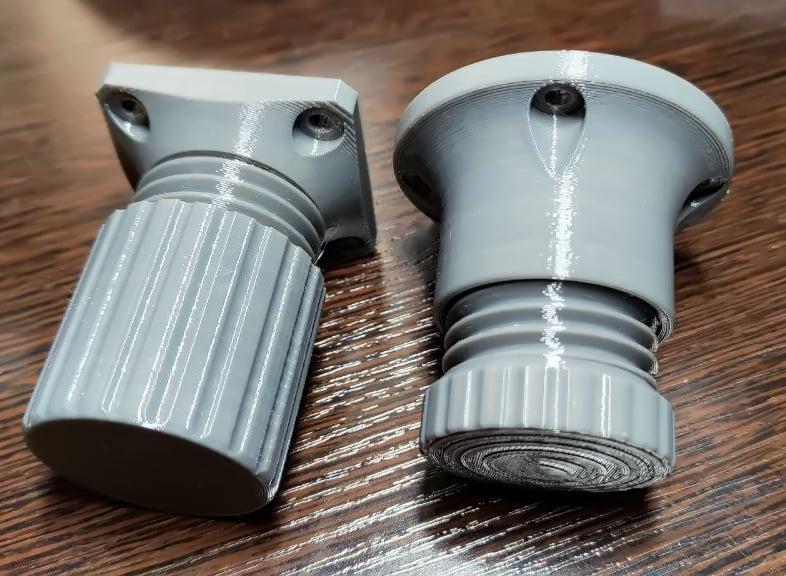 Adjustable leg furniture