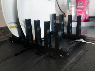 Drainer for dishes