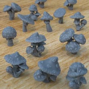 10 SPOTTED MUSHROOMS FOR ENVIRONMENT DIORAMA TABLETOP 1/35 PRE SUPPORTED