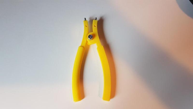 Circlip pliers for  bore
