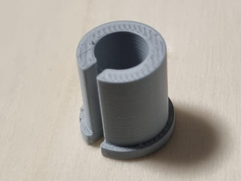 VW Passat 3BG Exterior Door Pin