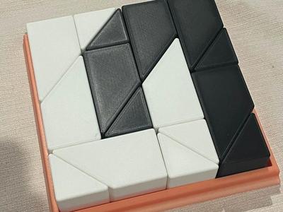 Children's Puzzle Game-Hidden Building Blocks