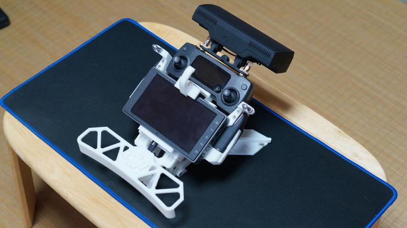 DJI Mavic Pro - Crystalsky(5.5 inch) Mount D.I.Y